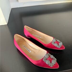 Manolo Blahnik Red Hangisi Flats
